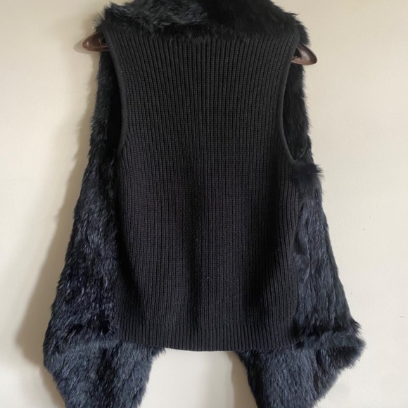 Catherine Malandrino Long Drape Genuine Rabbit Fur Vest (Black- S) - Picture 5 of 13